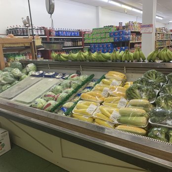 Bearpond Fresh Market - Vegetables. - Grocery Near Me - Henderson, North Carolina