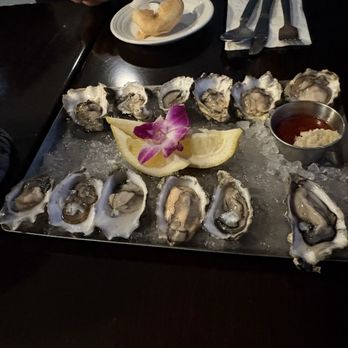 PK Oyster Bar - Oyster dozen - Cajun/Creole Near Me - Las Vegas, Nevada