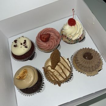 The Crumby Bakeshop - Cupcakes - Bakeries Near Me - Houston, Texas The Crumby Bakeshop - Cupcakes - Bakeries Near Me - Houston, Texas