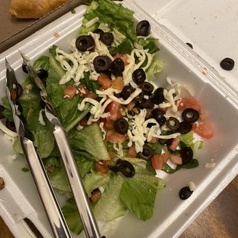 MaMa’s Pizza - Yeah. Pretty sad. - Salad Near Me - Hudson Oaks, Texas MaMa’s Pizza - Yeah. Pretty sad. - Salad Near Me - Hudson Oaks, Texas