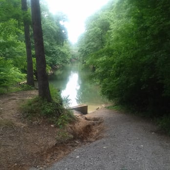 Greenway Farms - Canoe launch area - Hiking Near Me - Hixson, Tennessee Greenway Farms - Canoe launch area - Hiking Near Me - Hixson, Tennessee
