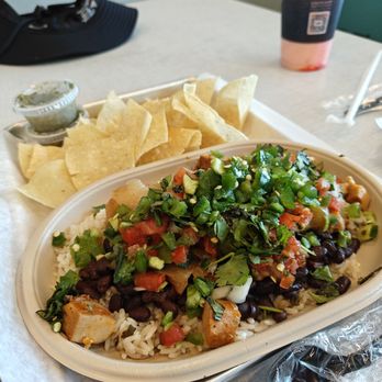Moe's Southwest Grill - Chicken bowl - Tex-Mex Near Me - Goodyear, Arizona