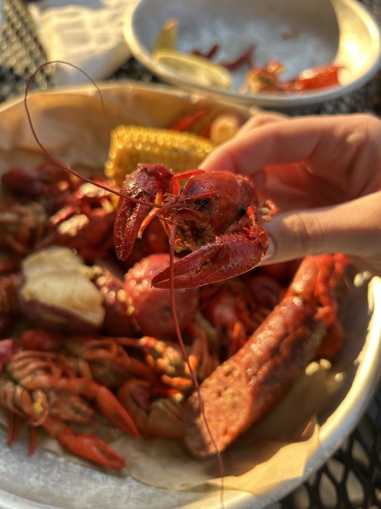 Crawdaddy's Restaurant & Oyster Bar