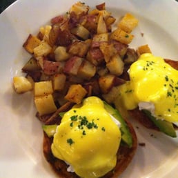 Sweetwaters Eggs Benedict