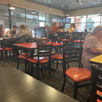 Porky Butts BBQ - Dining room - Barbeque Near Me - Omaha, Nebraska Porky Butts BBQ - Dining room - Barbeque Near Me - Omaha, Nebraska