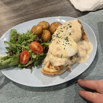 Wara Cafe - Eggs Benedict with fried chicken - Cafes Near Me - Chino, California Wara Cafe - Eggs Benedict with fried chicken - Cafes Near Me - Chino, California
