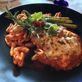Mia Bella Restaurant - Chicken Parmesan - Mediterranean Near Me - Cleveland, Ohio Mia Bella Restaurant - Chicken Parmesan - Mediterranean Near Me - Cleveland, Ohio