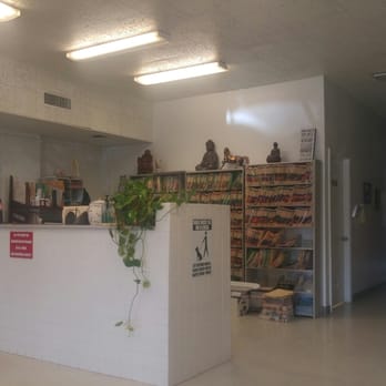 Benarda Veterinary Hospital - Reception - Veterinarians Near Me - Tucson, Arizona Benarda Veterinary Hospital - Reception - Veterinarians Near Me - Tucson, Arizona