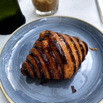 B Bistro + Bakery - Nutella Croissant - Bakeries Near Me - Miami, Florida
