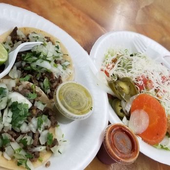 Taqueria Los Compadres - Mexican Near Me - Sylmar, California Taqueria Los Compadres - Mexican Near Me - Sylmar, California