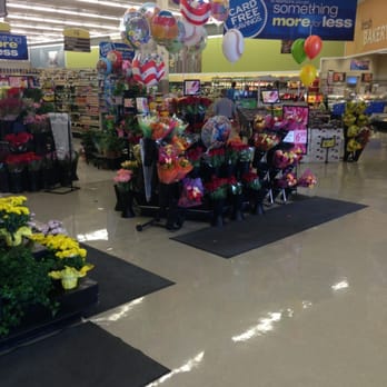 Albertsons - Inside of Albertsons - Grocery Near Me - El Paso, Texas