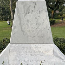 Knoll Park
