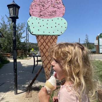 Blue Owl Books - Ice Cream - Coffee & Tea Near Me - Nederland, Colorado Blue Owl Books - Ice Cream - Coffee & Tea Near Me - Nederland, Colorado