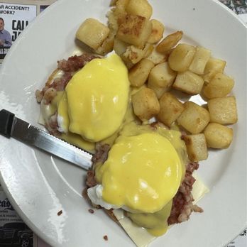 Scramblers - 6. Eggs Benedict - Breakfast & Brunch Near Me - Johnston, Rhode Island