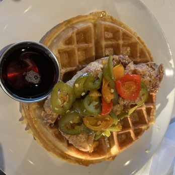 Showroom - Chicken & Waffle - New American Near Me - Frederick, Maryland