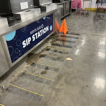 Sam's Club - Leaking soda dispensers, trash on the floor - Wholesale Stores Near Me - York, Pennsylvania Sam's Club - Leaking soda dispensers, trash on the floor - Wholesale Stores Near Me - York, Pennsylvania