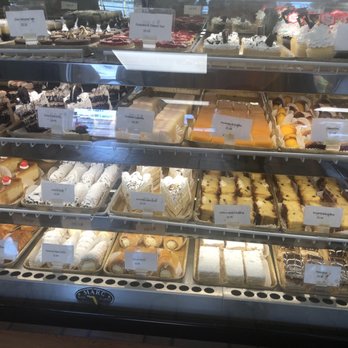 La Caridad Bakery - Bakeries Near Me - Tampa, Florida