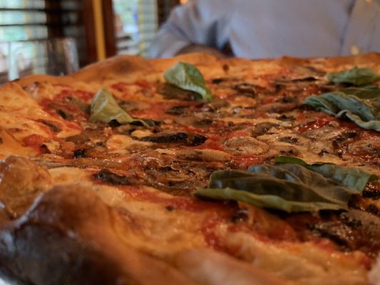 Roxanne's Brick Oven Pizza by null