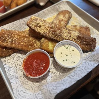 Boomerangs Original Ribs - Fried zucchini - Barbeque Near Me - Solomons, Maryland