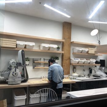 Angus T - Cafes Near Me - Vancouver, British Columbia