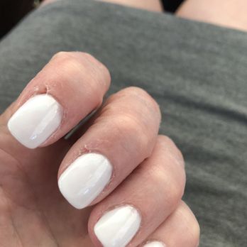Beauty Nail and Spa - No cuticle oil, lotion or massage with $40 manicure that lasted 35 minutes - Nail Salons Near Me - Springfield, Illinois