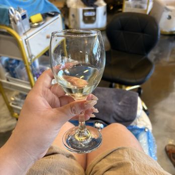 Zen Nail Bar - Complimentary White Wine - Nail Salons Near Me - La Habra, California Zen Nail Bar - Complimentary White Wine - Nail Salons Near Me - La Habra, California