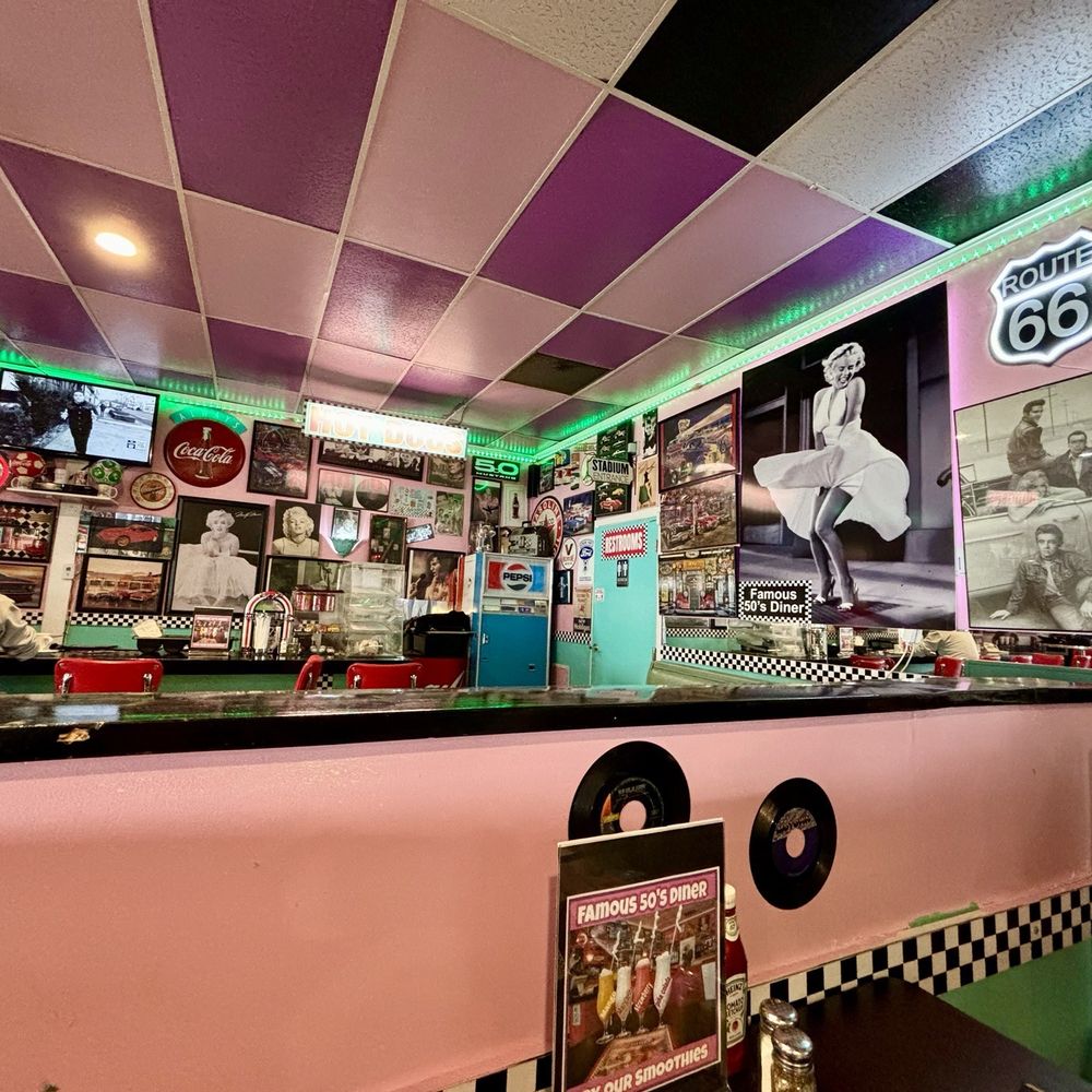 Famous 50's Diner - Diners Near Me - Bridgeport, Connecticut