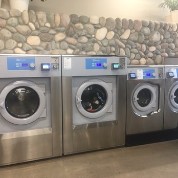 Clean Laundromat - Laundromat Near Me - Eugene, Oregon Clean Laundromat - Laundromat Near Me - Eugene, Oregon