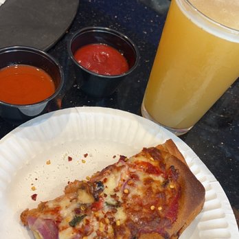 Mombo's Pizza - Pizza and henhouse - Pizza Near Me - Santa Rosa, California