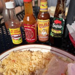 El Agave - Fantastic hot sauce options