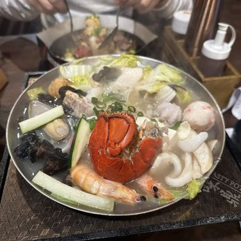 Tasty Pot - Seafood Lobster Soup - Taiwanese Near Me - San Jose, California