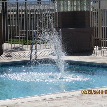 Friendly Hills Mobile Estates - Sparkling swimming pool - Mobile Home Parks Near Me - Mentone, California Friendly Hills Mobile Estates - Sparkling swimming pool - Mobile Home Parks Near Me - Mentone, California