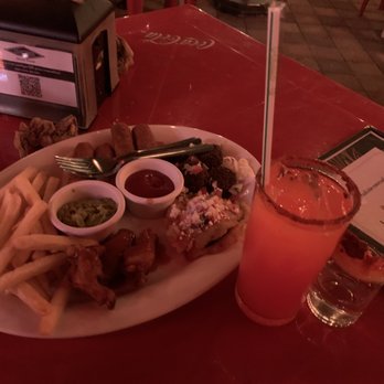 La Negrita Cantina - Special combo of cocktail and appetizers. - Dive Bars Near Me - Mérida, YUC La Negrita Cantina - Special combo of cocktail and appetizers. - Dive Bars Near Me - Mérida, YUC