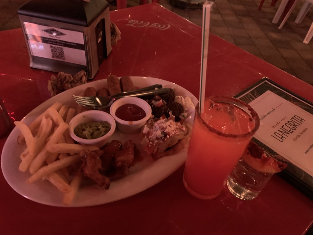 La Negrita Cantina