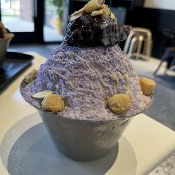 Wicked Snow - Wicked Taro - Desserts Near Me - Austin, Texas