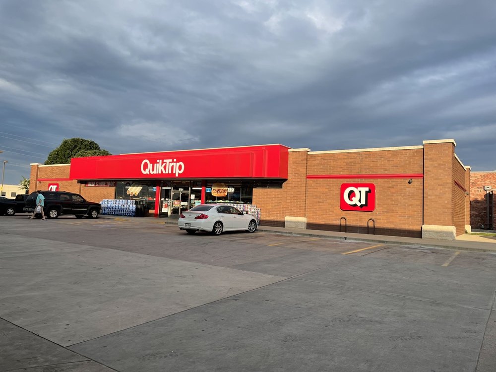 QUIKTRIP Updated October 2024 27 Photos & 14 Reviews 3701 IH 35 S, Denton, Texas Gas