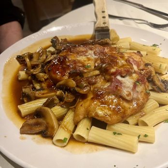 Roma Ristorante - Chicken valdostano - Italian Near Me - Oakville, Connecticut