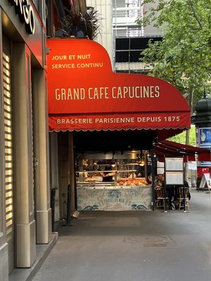 Grand Café Capucines by null