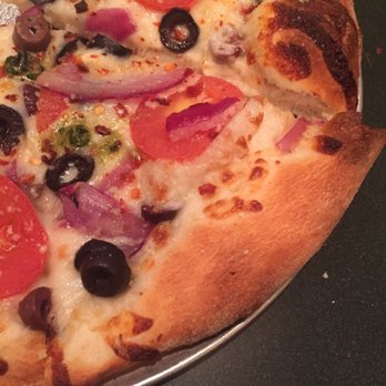 Strombolli's Pizzeria - Greek pizza - Pizza Near Me - Page, Arizona