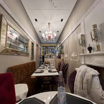 Klass - Bar area - Pizza Near Me - Rome, RM