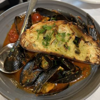 Massimo Restaurant - Mussels Arrabbiata - Italian Near Me - Providence, Rhode Island Massimo Restaurant - Mussels Arrabbiata - Italian Near Me - Providence, Rhode Island