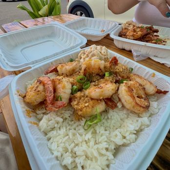 Da Bald Guy - Peeled Garlic Butter Shrimp - Food Trucks Near Me - Kahuku, Hawaii