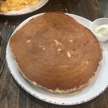 Red Oak Cafe - Huge pancakes!!! - Breakfast & Brunch Near Me - Alvin, Texas