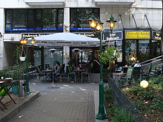 Boulevard Friedrichstrasse by null