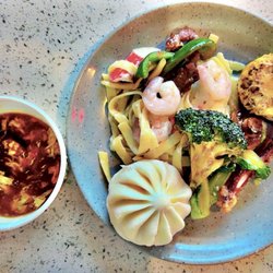 China Buffet - Food from buffet bar