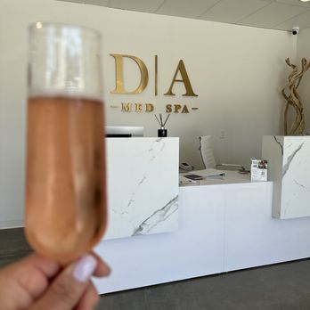 Derma Aesthetica Med Spa - Front office - IV Hydration Near Me - Corona, California Derma Aesthetica Med Spa - Front office - IV Hydration Near Me - Corona, California