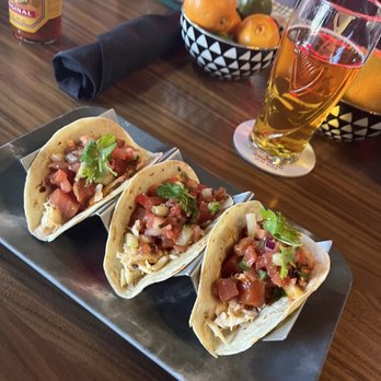 18bin - Tuna Poke Tacos (3) - Bars Near Me - Las Vegas, Nevada