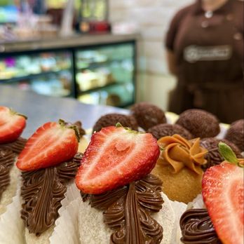 Sodie Doces - Patisserie/Cake Shop Near Me - Orlando, Florida Sodie Doces - Patisserie/Cake Shop Near Me - Orlando, Florida