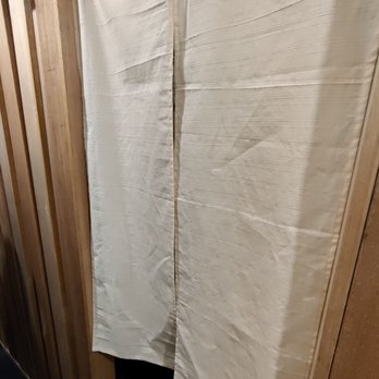 Sushi Aki - The private room is on the right - Japanese Near Me - Honolulu, Hawaii