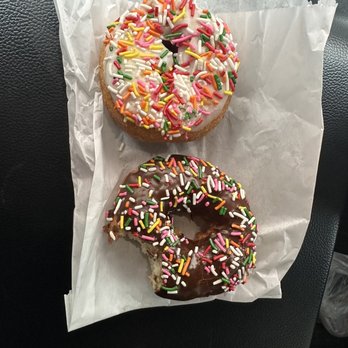 La Donut - Sprinkle donuts - Donuts Near Me - Anaheim, California